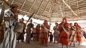 Pueblos indígenas en el Perú: entre la resistencia y la deuda histórica