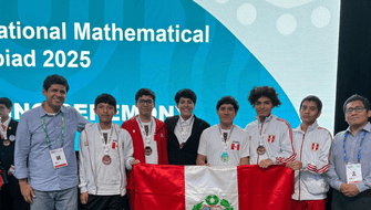 Escolar peruano gana medalla de oro en la Olimpiada Mundial de Matemáticas y busca beca en Cambridge- Australia Escolar peruano gana medalla de oro en la Olimpiada Mundial de Matemáticas y busca beca en Cambridge- Australia