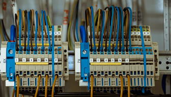 ¿Tienes una instalación eléctrica antigua?: señales claves de que necesitas renovarla de inmediato