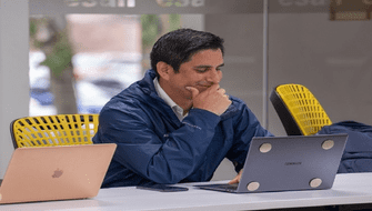 Los doctorados en Ciencias de la Computación y Negocios Internacionales se perfilan como los más prometedores para 2025. Foto: difusión