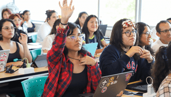Estudiantes de último grado de secundaria o egresados del colegio, con buen rendimiento académico, pueden postular al concurso del programa del Minedu. Foto: difusión