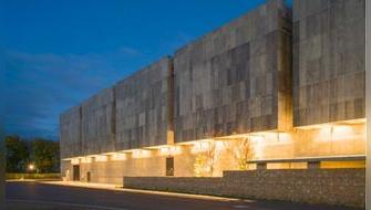 Japón inaugura centro de datos que opera con energía 100% renovable