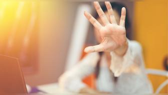 Prevención de la violencia: cómo MIMP y Servir apoyan al 51% de mujeres en la función pública