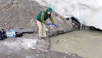 Hallan cenizas de incendios forestales en varios glaciares del Cusco