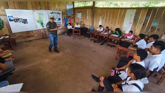 Jóvenes Kichwa fortalecen liderazgo ambiental en el Parque Nacional Cordillera Azul