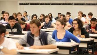 La educación superior ante un mundo cambiante: oportunidades y desafíos clave La educación superior ante un mundo cambiante: oportunidades y desafíos clave