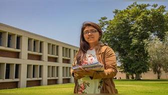 ¿Cómo elegir una especialización profesional que fortalezca tu perfil laboral y mejore tus oportunidades de empleo?