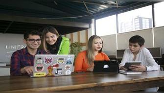 La reputación de una universidad es uno de los aspectos más importantes a considerar.