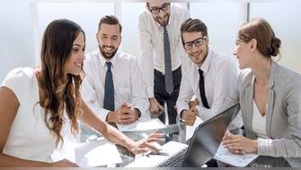 ¿Por qué estudiar un posgrado?: ventajas de especializarte para liderar en el mercado laboral