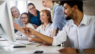 ¿Maestría o diplomado? Descubre cuál mejora tu salario en Perú