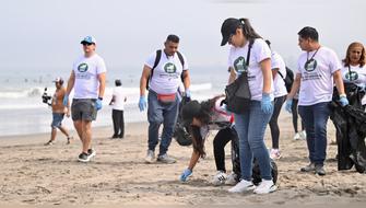 Cientos de voluntarios participan en jornada de limpieza en Agua Dulce