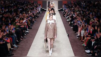 Visa sale de la Semana de la Moda de Milán en rechazo a uso de pieles