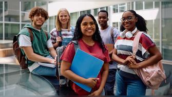 ¿Qué universidad privada tiene más alumnos en el Perú?