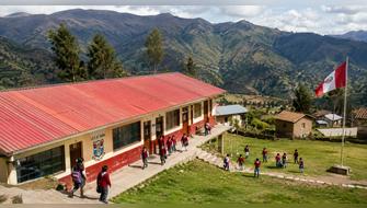 Saneamiento territorial permitirá destrabar obras de educación, salud y agua para miles de familias en el Perú