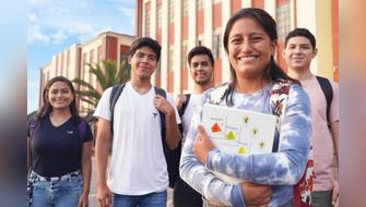 UNI apuesta por nuevas carreras ante el avance de la IA y los empleos del futuro