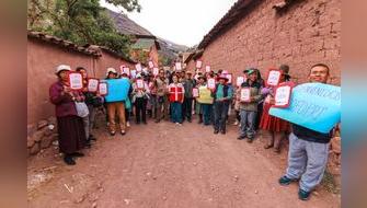 Cusco: entregan 1.127 títulos de propiedad para viviendas y servicios públicos