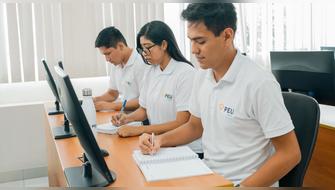 Hasta el 31 de octubre estudiantes de Derecho, Economía e Ingeniería pueden postular a una las 60 becas del PEU OSIPTEL