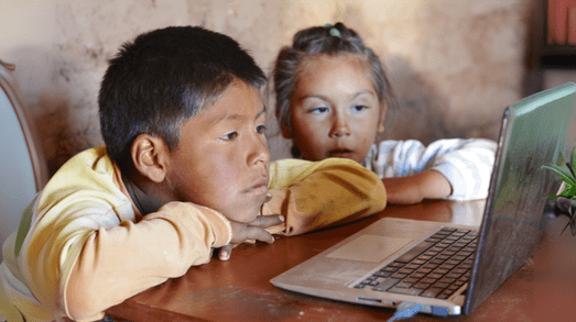 Desigualdad digital en Perú:  La falta de internet fijo frena el desarrollo económico