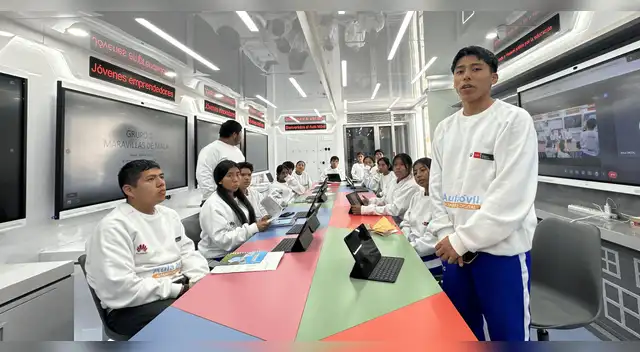 Un aula inteligente en la Amazonía: Huawei acerca la tecnología a las comunidades más remotas