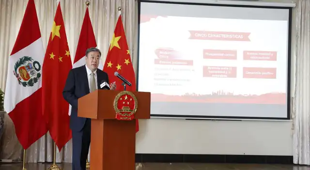 “Perspectivas para la recta final de gobierno”: Embajador Song Yang ofrece discurso ante la Cámara de Comercio Peruano-China