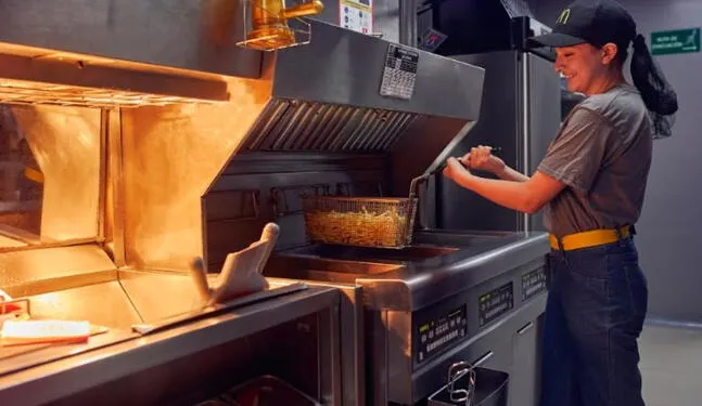 McDonald’s recicla aceites utilizados en sus restaurantes de Perú