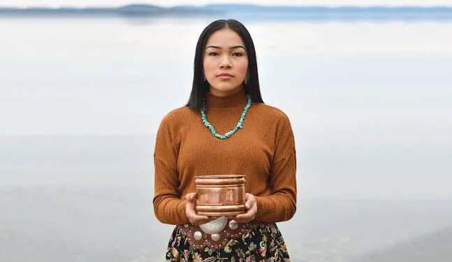 Autumn Peltier la canadiense que lucha por un futuro sostenible y justo