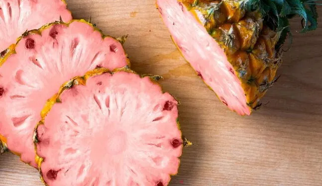 Costa Rica se convierte en el primer productor de piña rosada