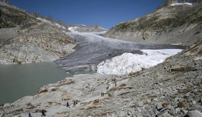 Glaciales de Suiza pierden masa helada de manera acelerada