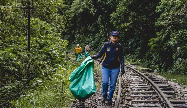 Machu Picchu: retiran casi cinco toneladas de residuos sólidos
