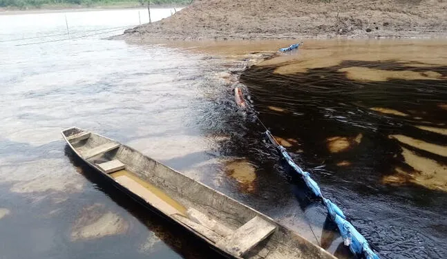 Derrame de crudo se registra en río de la Amazonía peruana