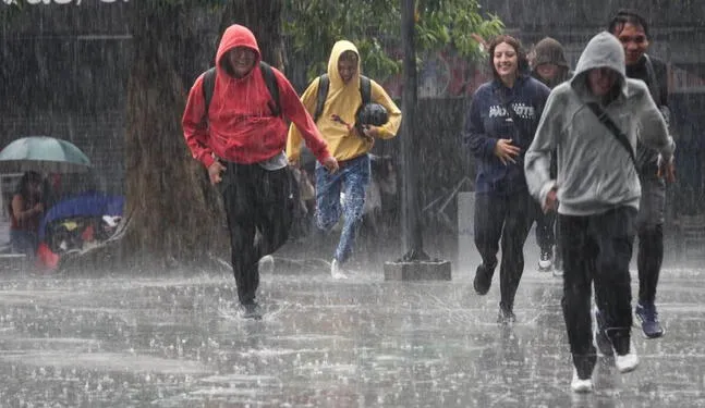 Calentamiento global "duplicó" probabilidades de lluvias extremas