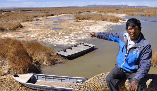 Nivel de Lago Titicaca desciende 84 centímetros por seguías