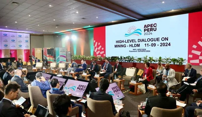Especialistas del APEC 2024 fueron capacitados en materia ambiental