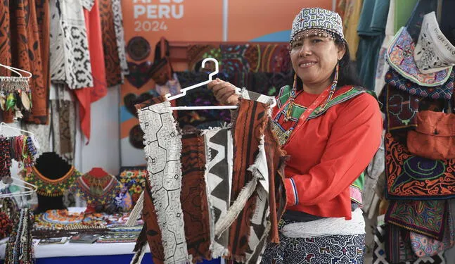 Artesanos exponen lo mejor de su arte en feria Ruraq Maki