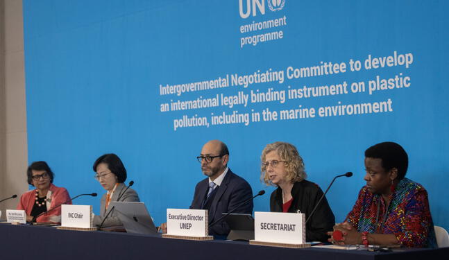 Naciones buscan acuerdo "ambicioso" contra contaminación por plásticos