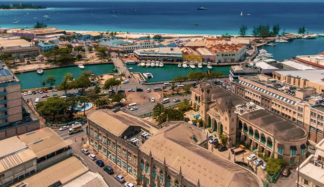 Barbados completa operación pionera contra cambio climático
