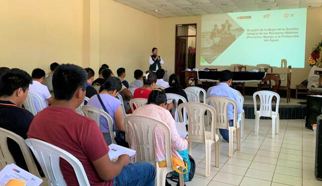 Realizan taller para la adecuada gestión del agua en Madre de Dios