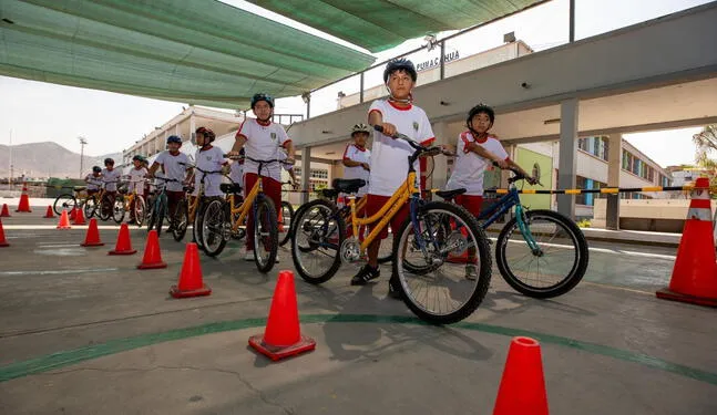 Escolares de Lima conoce bondades de movilidad sostenible