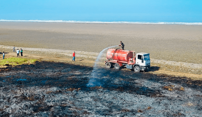 Incendio forestal arrasa 15 hectáreas de cobertura natural en Arequipa