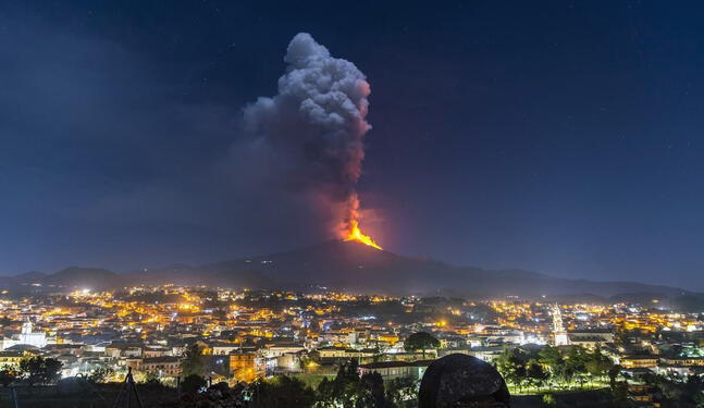 Alerta en Italia por nueva erupción del volcán Etna