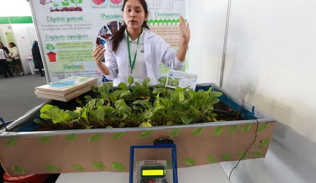 Alumnos de la selva desarrollan proyectos para proteger medio ambiente