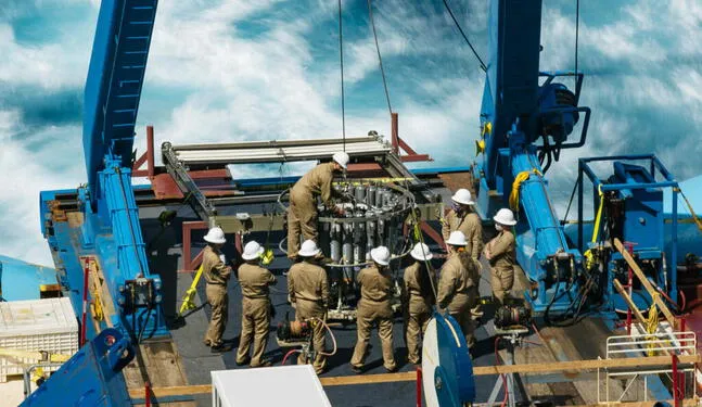 Veintena de países piden moratoria global sobre la minería submarina