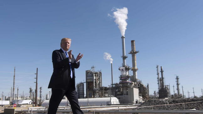 Donal Trump enfrenta cuestionamientos por centrales eléctricas