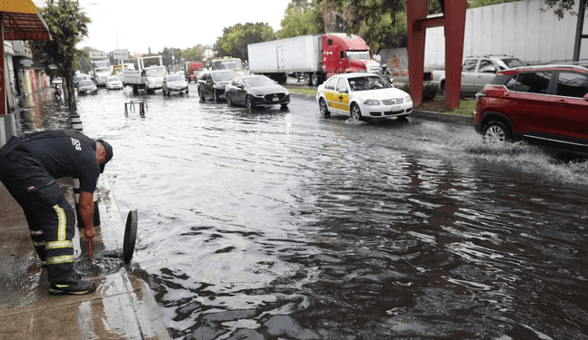 Ciudad de México en alerta por lluvias e inundaciones