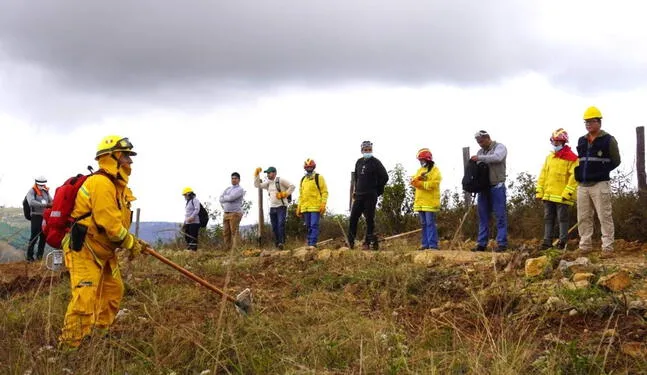 Funcionarios son capacitados en prevención de incendios forestales