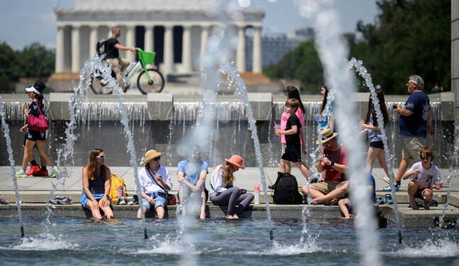 Récord de calor afecta a 100 millones de personas en EEUU