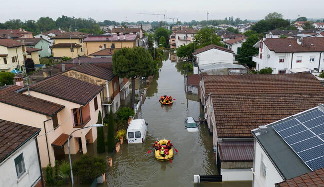 Italia entra en alerta roja por riesgo de inundaciones