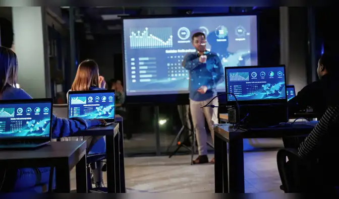 La Semana de la Innovación 2026 abordará el impacto de la inteligencia artificial, la Industria 4.0 y la innovación financiera en la educación, la productividad y la transformación digital de la economía. Foto: Envato