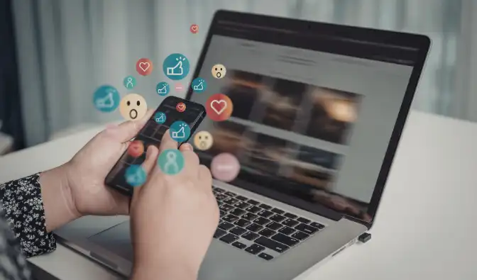 Facebook y TikTok lideran la competencia por captar la atención de millones de usuarios en Perú. Facebook y TikTok lideran la competencia por captar la atención de millones de usuarios en Perú.