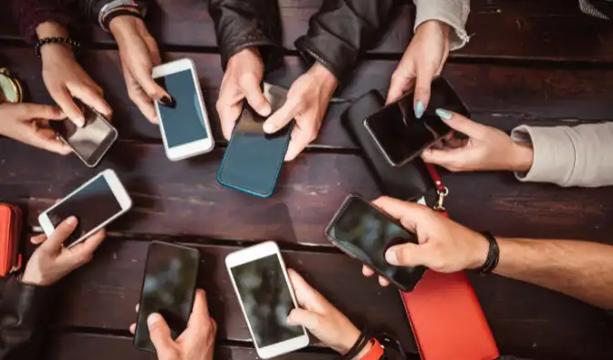 Más de 30 millones de peruanos usan redes sociales, con Facebook aún liderando y TikTok ganando terreno. Más de 30 millones de peruanos usan redes sociales, con Facebook aún liderando y TikTok ganando terreno.